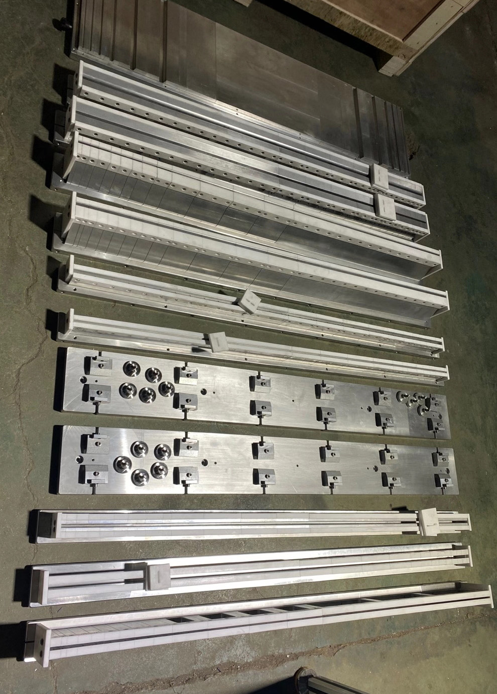 conveyor belt high frequency welding moulds