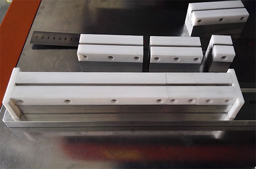 assembling-electrodes-for-conveyor-belt-tracking-guide-HF-welding