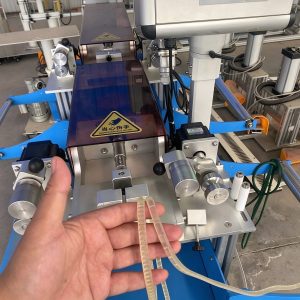 conveyor belt V-guide notch punching machine
